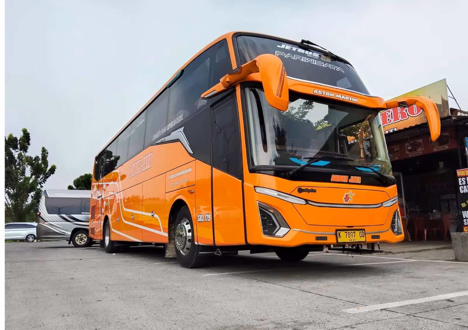 Armada Anna Tour 5
